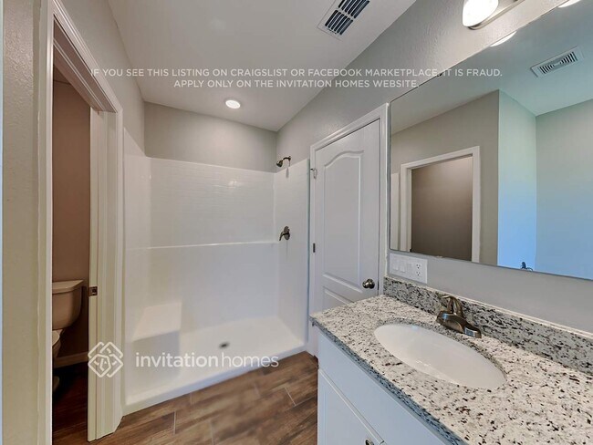 Building Photo - 2409 Prague Ln