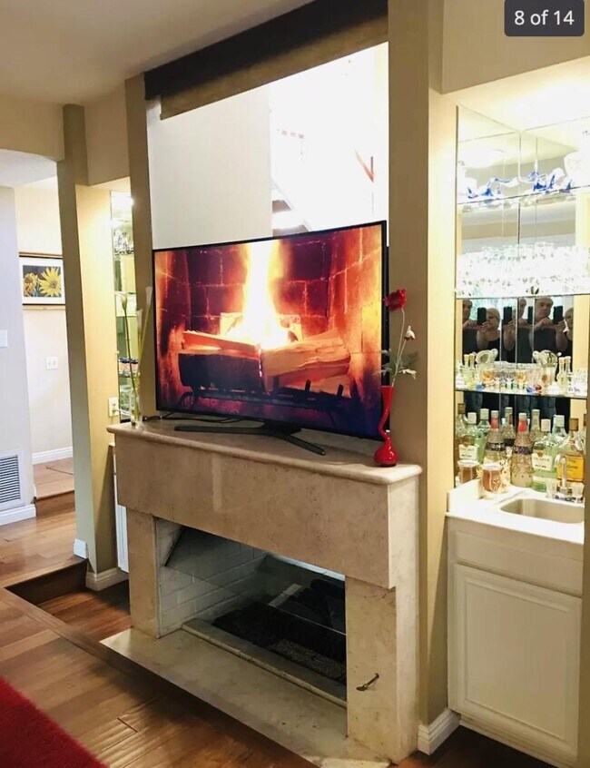 Building Photo - 659 W Terrylynn Pl