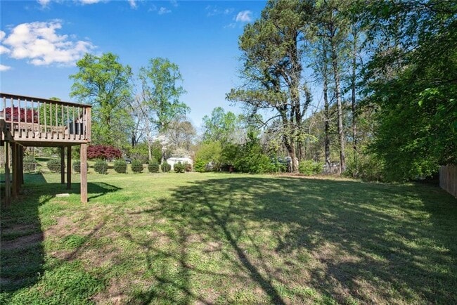 Building Photo - 3941 Forest Dr
