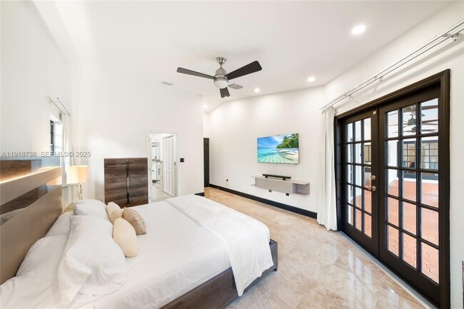 Building Photo - 5424 SW 154th Pl