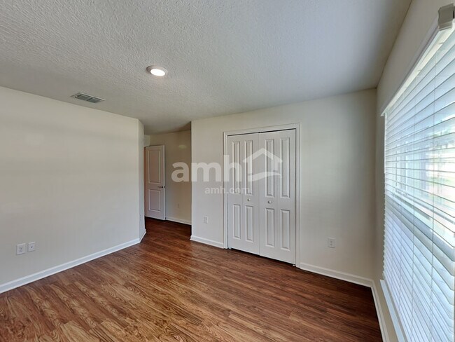 Building Photo - 4355 Seven Canyons Dr