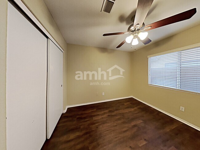 Building Photo - 11579 W Alvarado Rd