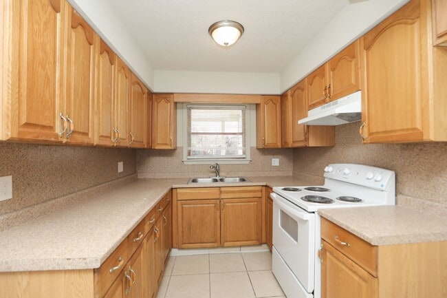 Building Photo - 11914 Meadowpass St