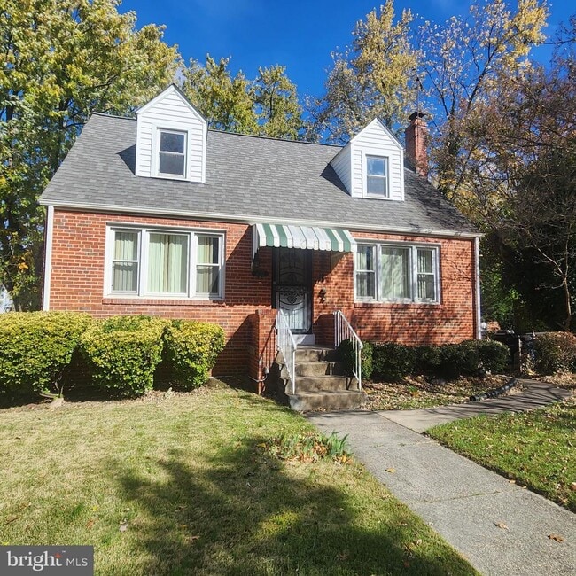 Building Photo - 6512 Hansford St