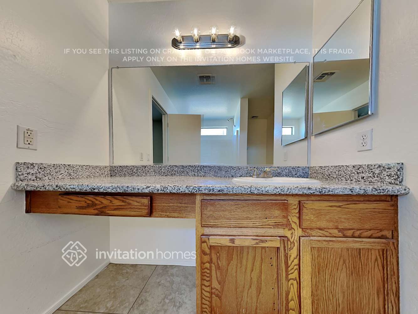 Building Photo - 2224 W Silver Creek Ln