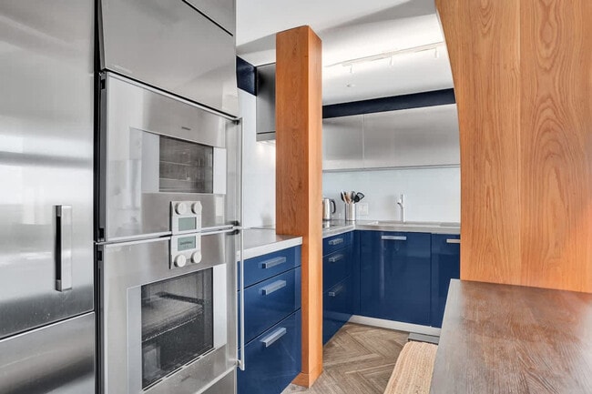 Building Photo - 2889 McFarlane Rd