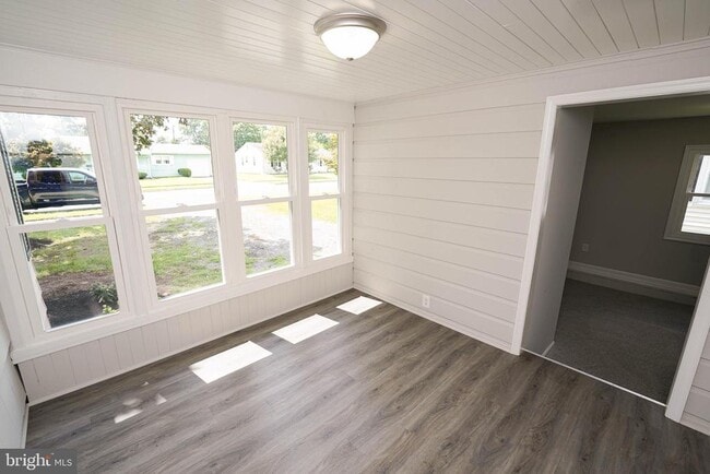 Building Photo - 737 Magnolia Dr