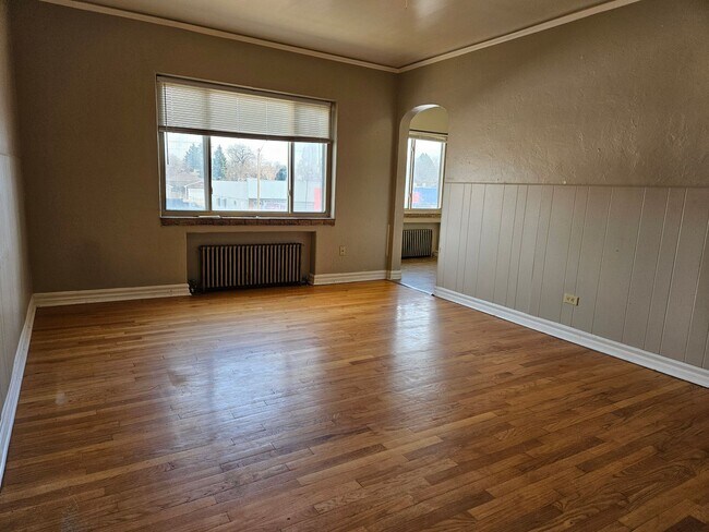 Building Photo - Lovely One Bedroom Apartment - Conveniently Located!