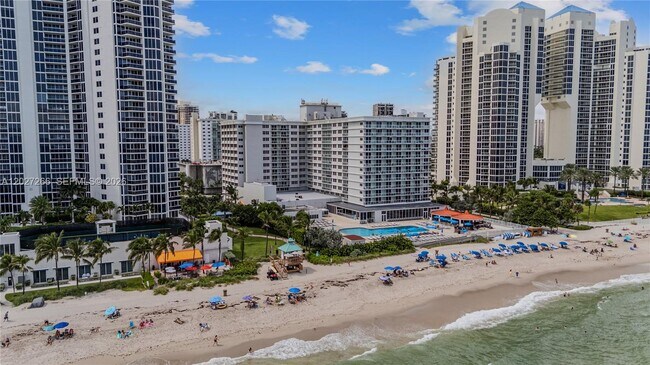 Building Photo - 19201 Collins Ave