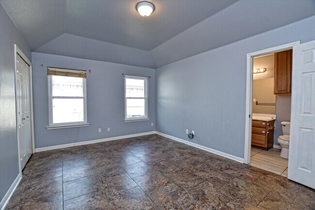 Building Photo - 804 Sable Trail Ct