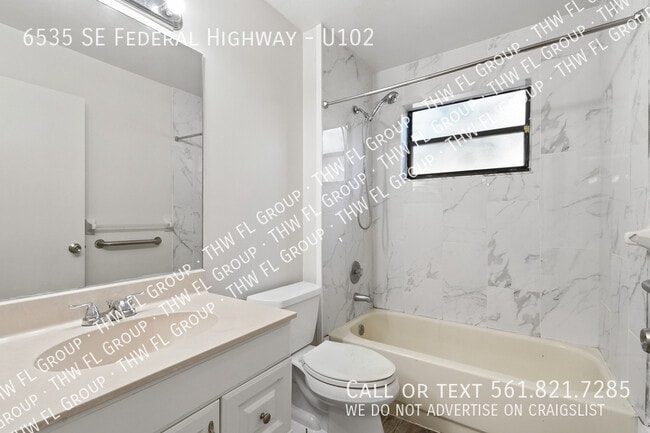 Building Photo - 6535 SE Federal Hwy