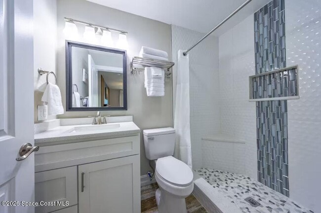 Building Photo - 208 Seminole Ave W