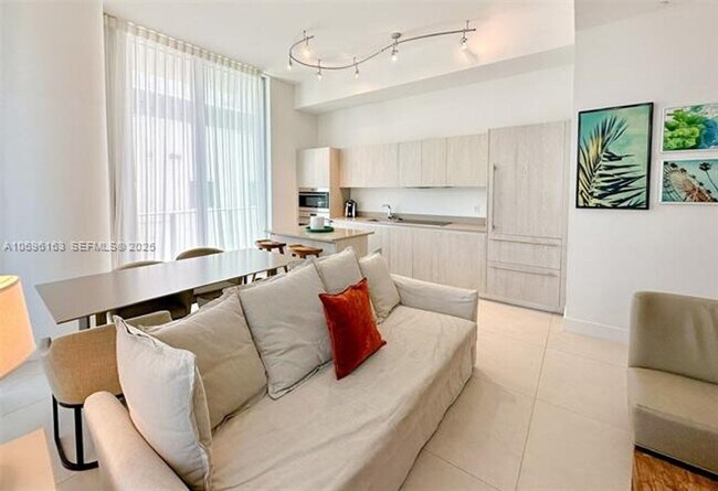 Building Photo - 4111 S Ocean Dr