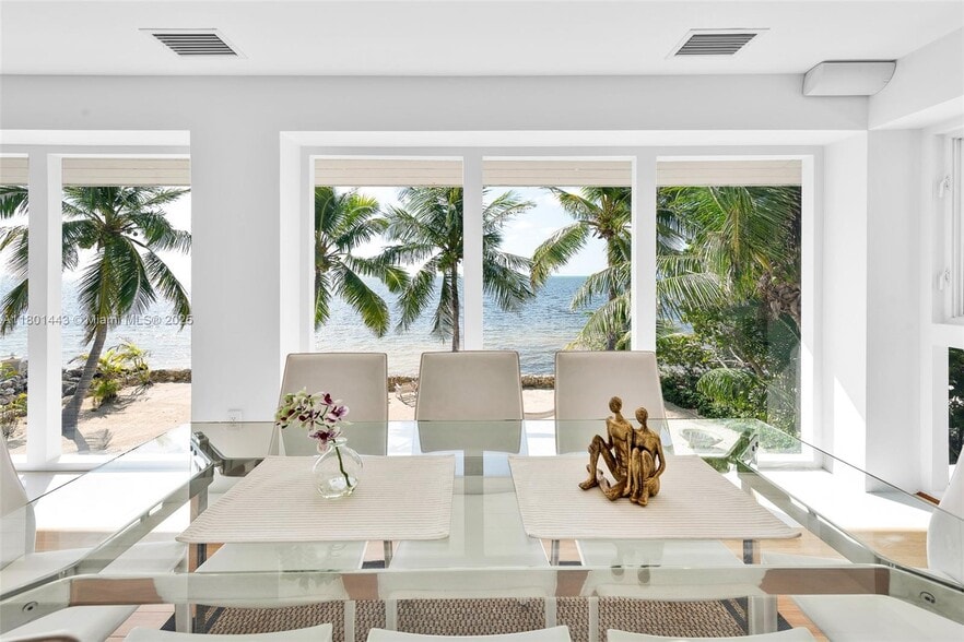 Building Photo - 60 Ocean Front Dr