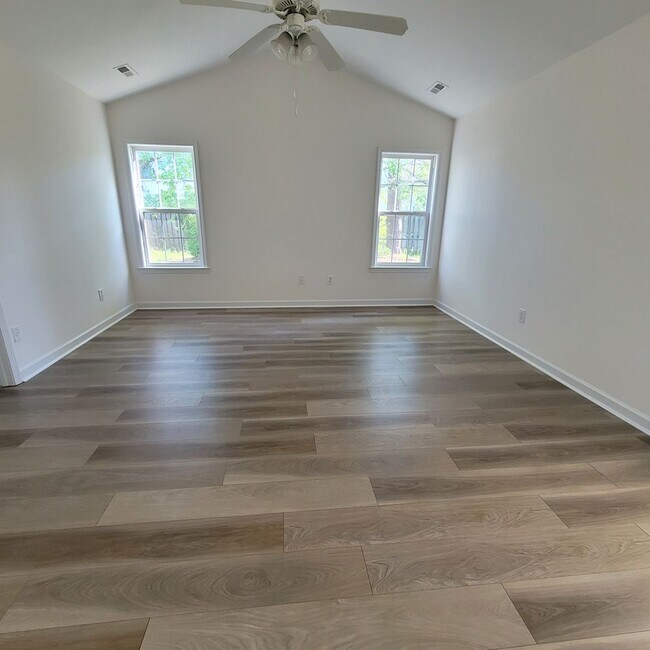 Building Photo - Wonderful 3 bedroom 2 bathroom home in Chesterbrook