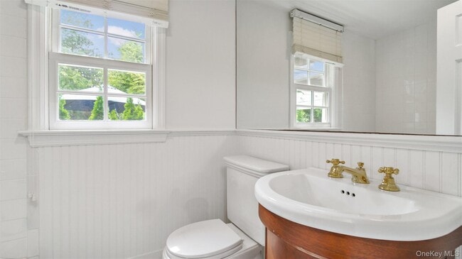 Building Photo - 9 Ocame Ave