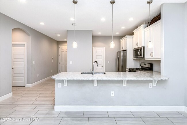 Building Photo - 7644 Loren Cove Dr