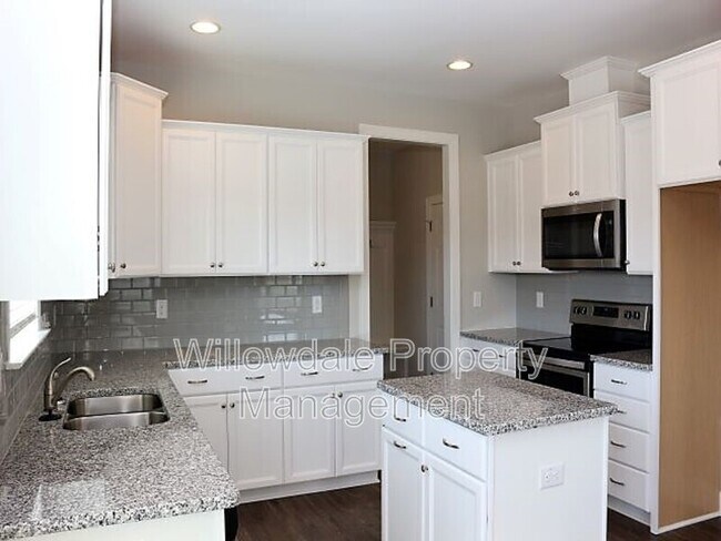 Building Photo - 1121 Matisse Dr