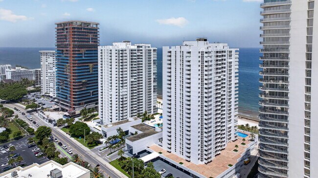 Building Photo - 1370 S Ocean Blvd