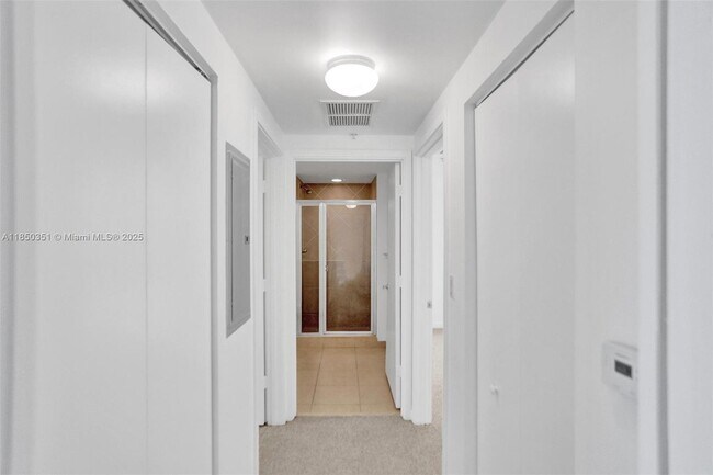Building Photo - 335 S Biscayne Blvd