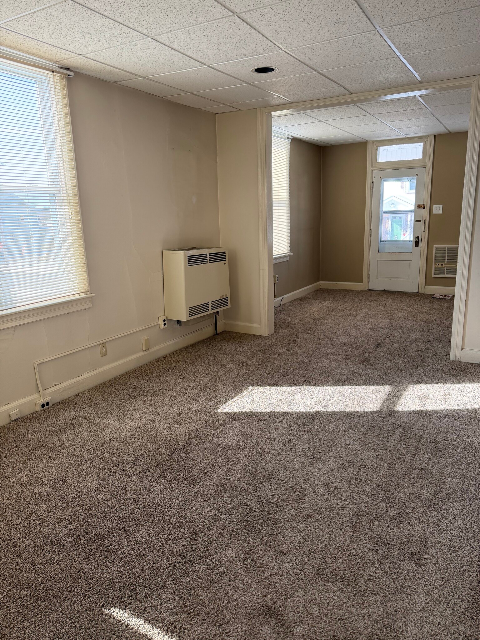 Building Photo - 230 Adelia St