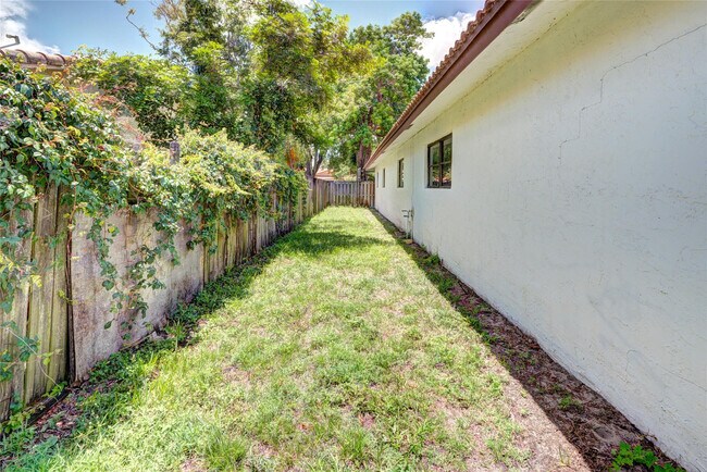 Building Photo - 8859 NW 3rd Ct