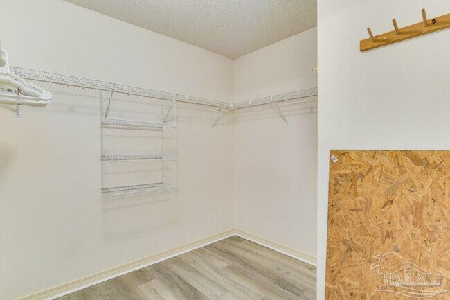 Building Photo - 8004 Cayenne Way