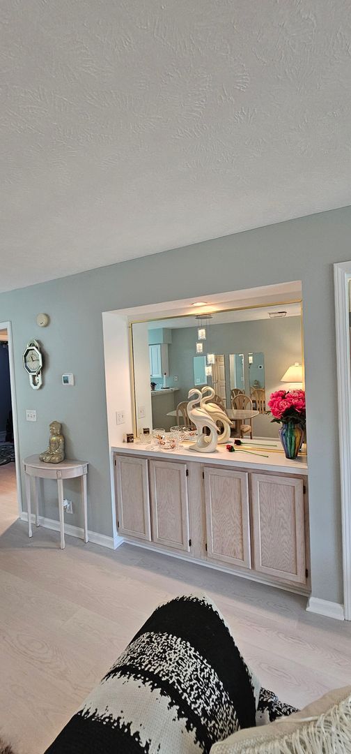 Building Photo - Beautiful 2 Bed / 2 Bath Furnished Condo A...