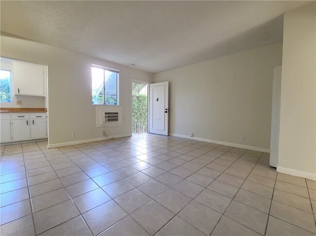 Building Photo - 3891 Locust St