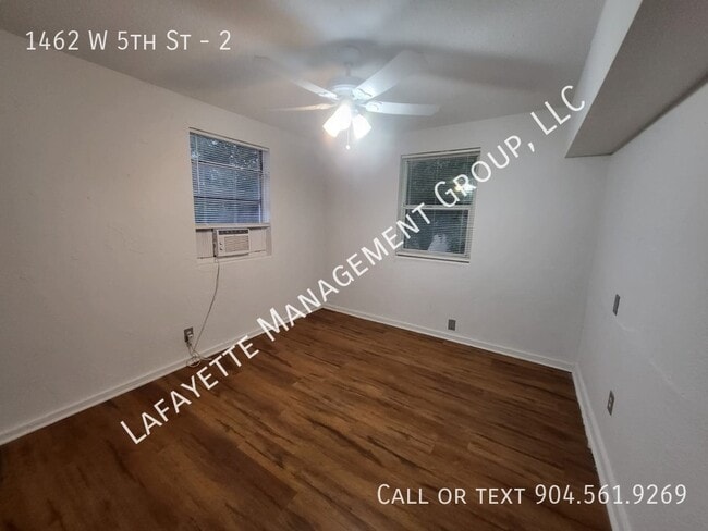 Building Photo - 1462 W 5th St