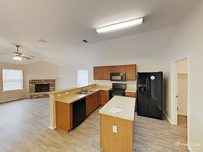 Building Photo - 1701 Bob Dr