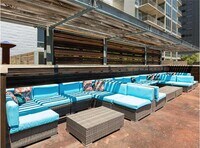 Building Photo - 420 W 3rd St