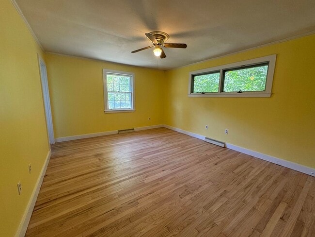 Building Photo - 473 Hapgood Pond Rd