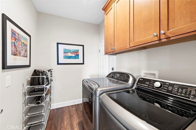 Building Photo - 31 Shorebreaker Dr