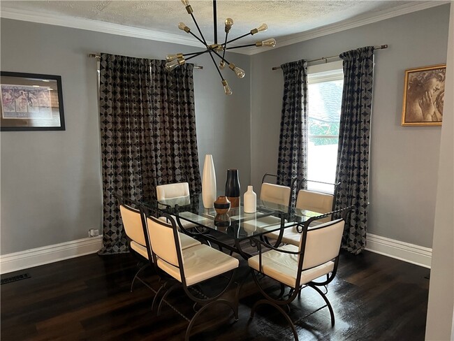 Building Photo - 36 Lansdale St