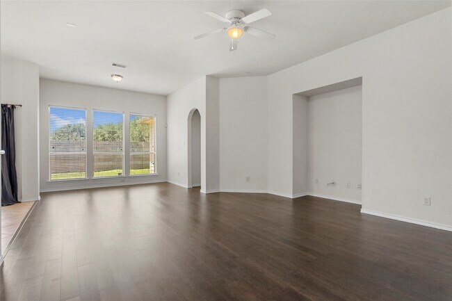 Building Photo - 11047 Pierce Valley Dr