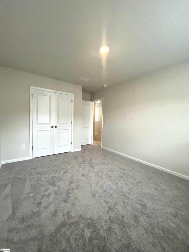 Building Photo - 7 Twiggs Ln