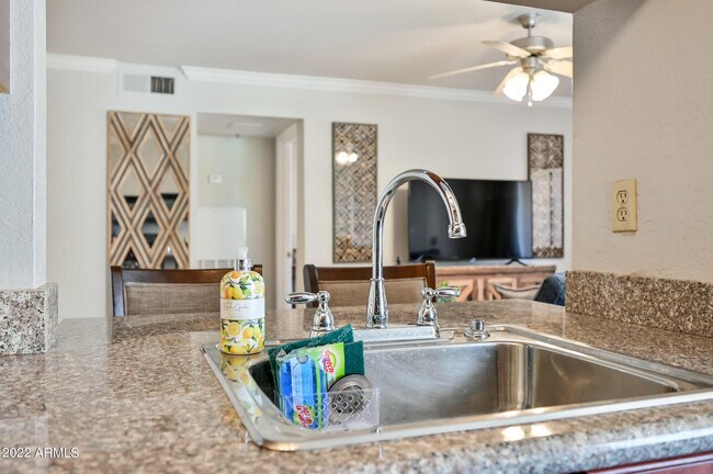 Building Photo - 3600 N Hayden Rd