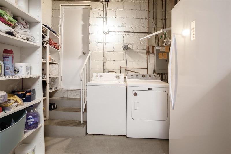 Building Photo - 600 SW 25th Rd