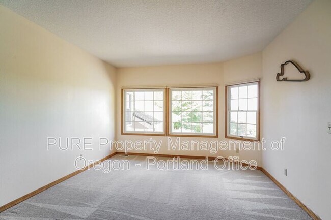 Building Photo - 14020 SW 158th Terrace