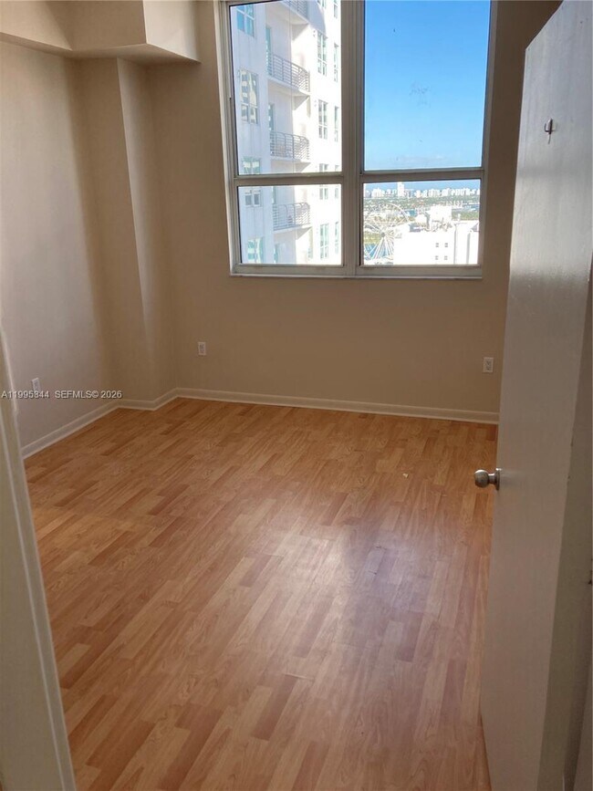 Building Photo - 133 NE 2nd Ave