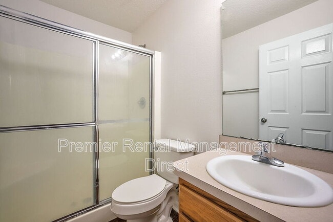 Building Photo - 532 Paulling Dr