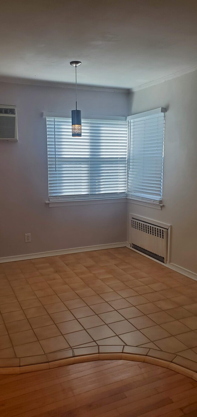 Dining Area - 19638 Pompeii Ave