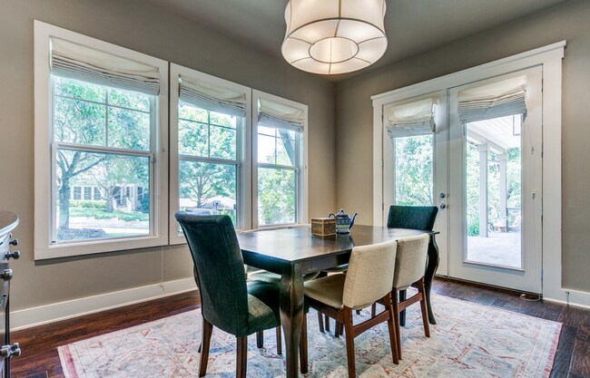 Building Photo - LUXURY ALAMO HEIGHTS 4-BEDROOM BY DABNEY HOMES