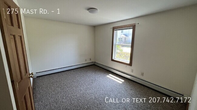 Building Photo - 275 Mast Rd