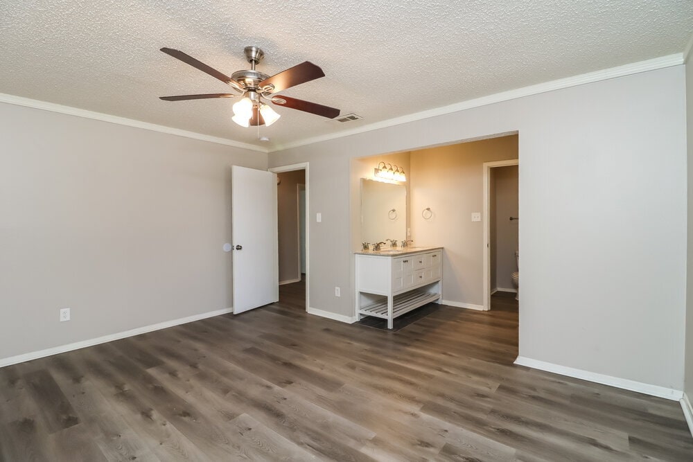 Building Photo - 508 Berkshire Ct