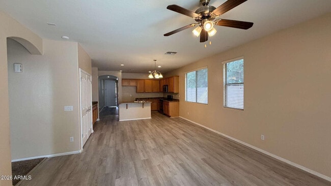 Building Photo - 2739 E Canyon Creek Dr