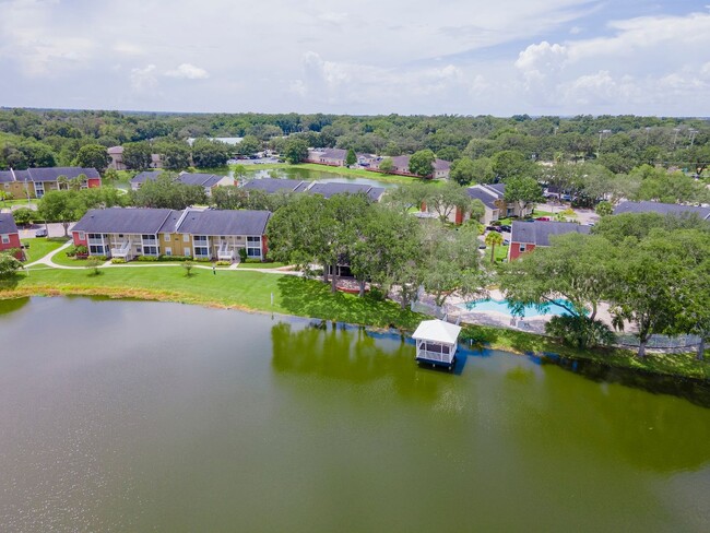 Building Photo - Pool and Lake View - Ground Floor- Corner ...