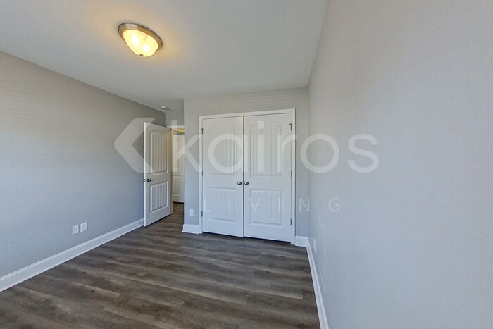Building Photo - 807 Ferguson Ln
