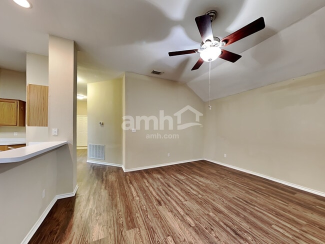 Building Photo - 8206 Coppergate